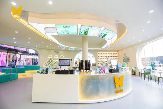 香飘飘“地球首店”登陆杭州西湖，开启中式茶饮新纪元